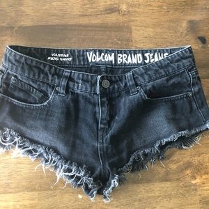 Denim black volume shorts